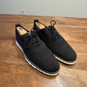 Cole Haan Shoes size 11 Black & White